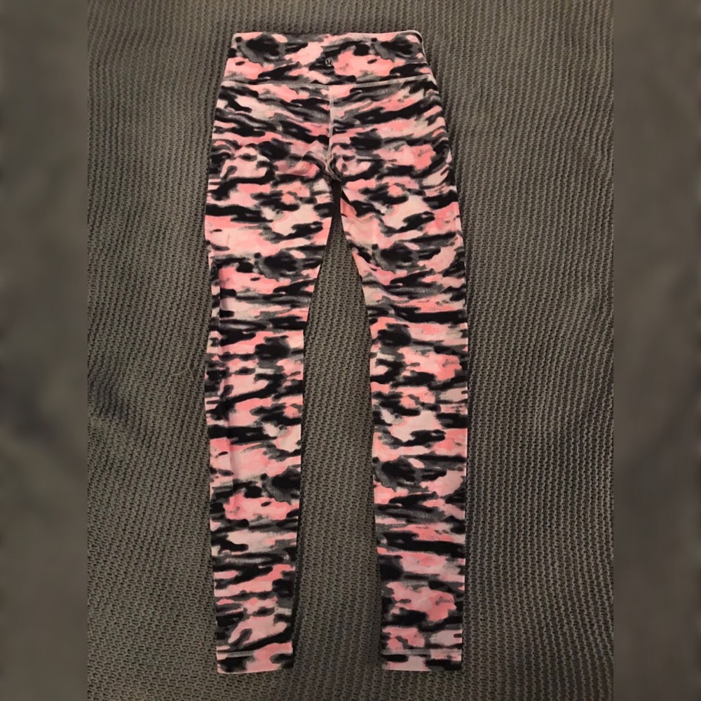 Camo Lululemon leggings